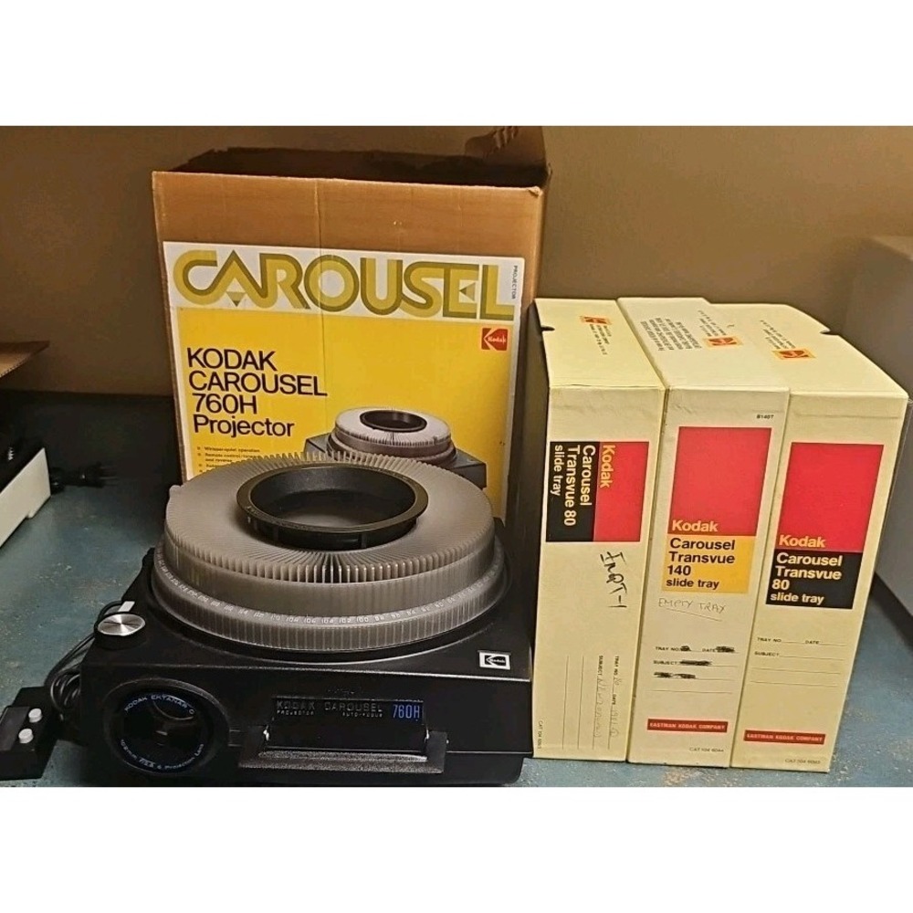 Kodak Carousel 760H Slide Projector 35mm Parts Repair 3 Trays Remote Box